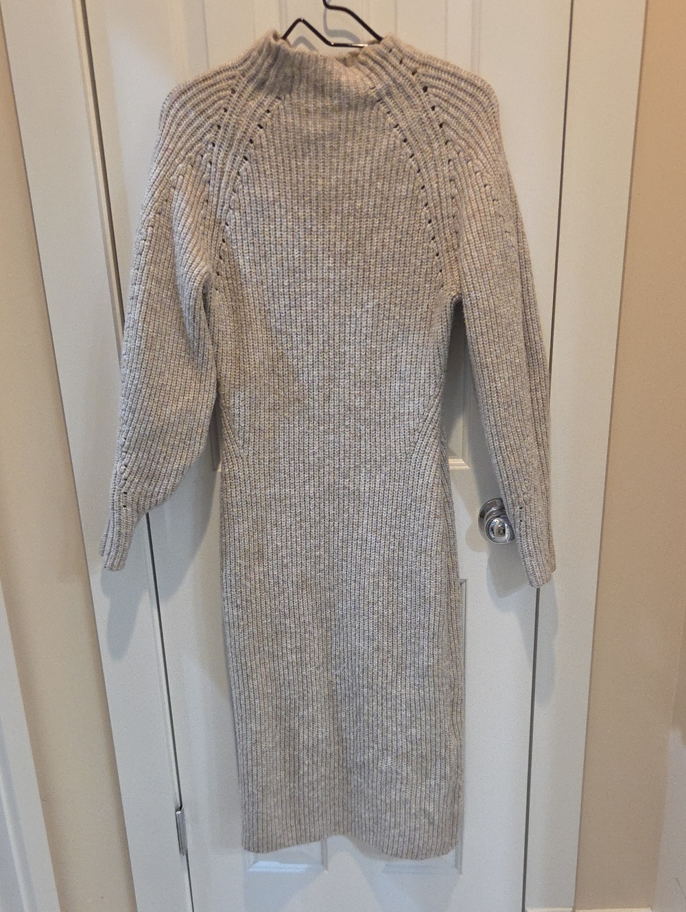 Knit Long-Sleeve Sweater Dress in Light Gray